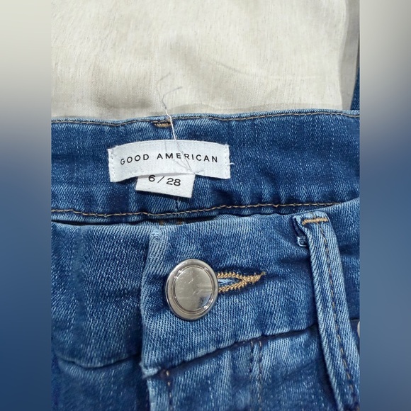 Good American 👖 - Picture 3 of 3